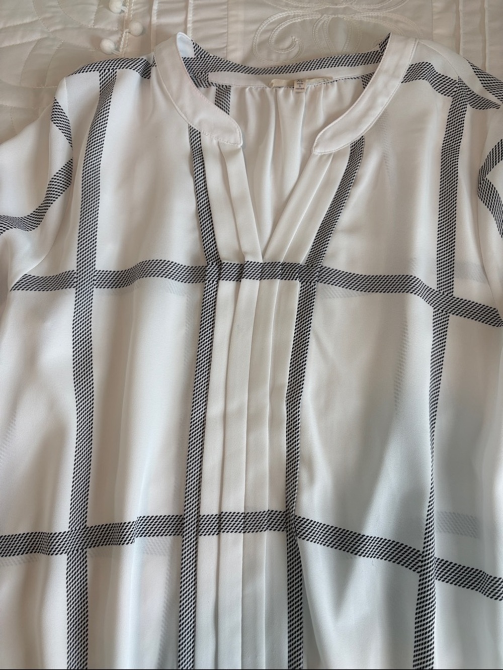 41HAWTHORNE White Windowpane Grid Blouse - Picture 4 of 7